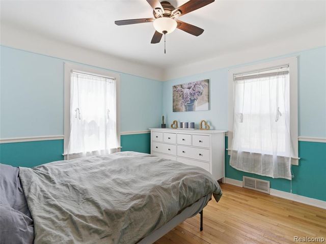 7790 Powers Court, Utica, MI 48317