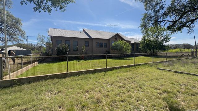 705 Elbel Bend, Spring Branch, TX 78070