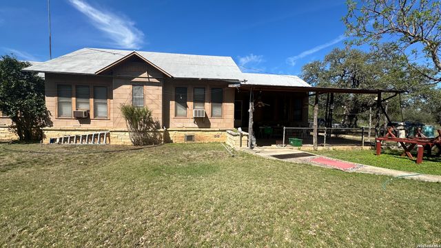 705 Elbel Bend, Spring Branch, TX 78070