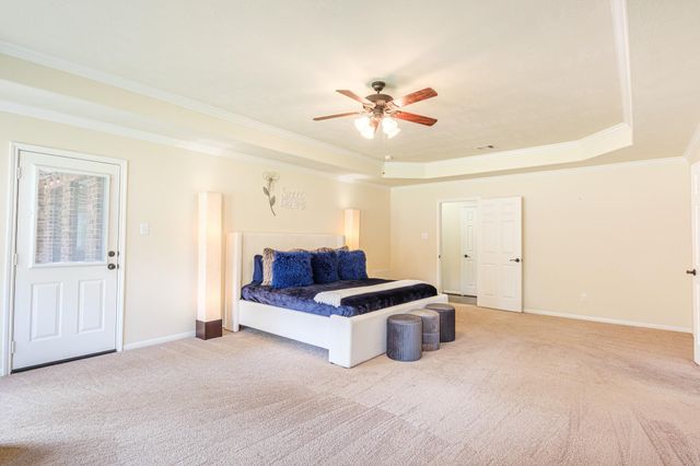 22618 Pineleigh Ct, Tomball, TX 77375