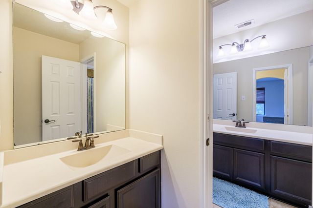 22618 Pineleigh Ct, Tomball, TX 77375