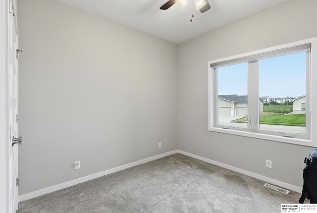 18458 Greenleaf Street, Omaha, NE 68136