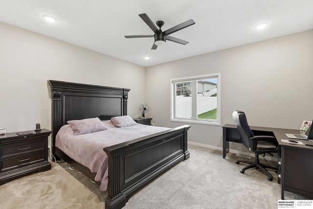 18458 Greenleaf Street, Omaha, NE 68136