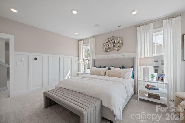 9721 Munsing Drive, Charlotte, NC 28269