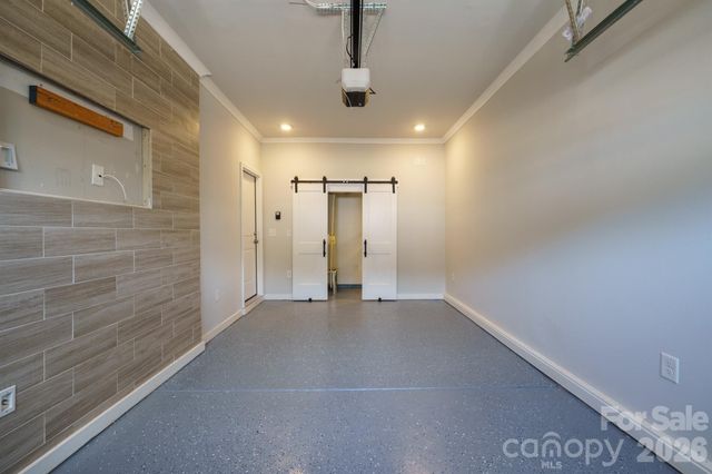 9721 Munsing Drive, Charlotte, NC 28269