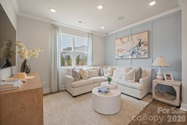 9721 Munsing Drive, Charlotte, NC 28269