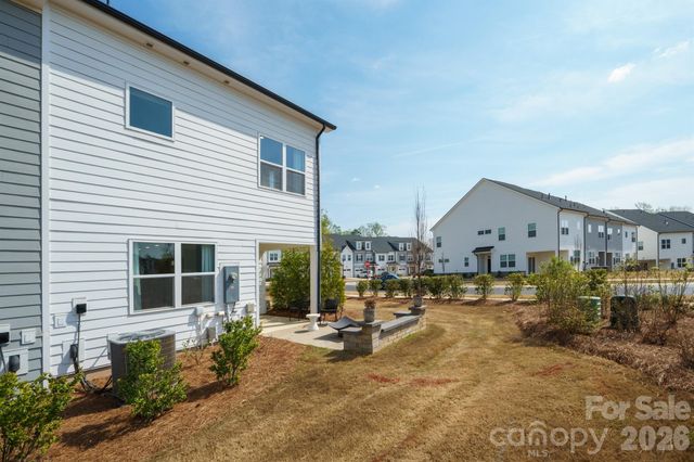 9721 Munsing Drive, Charlotte, NC 28269