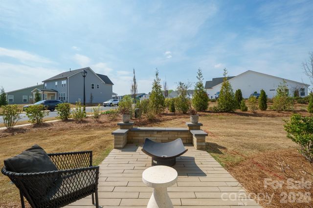 9721 Munsing Drive, Charlotte, NC 28269