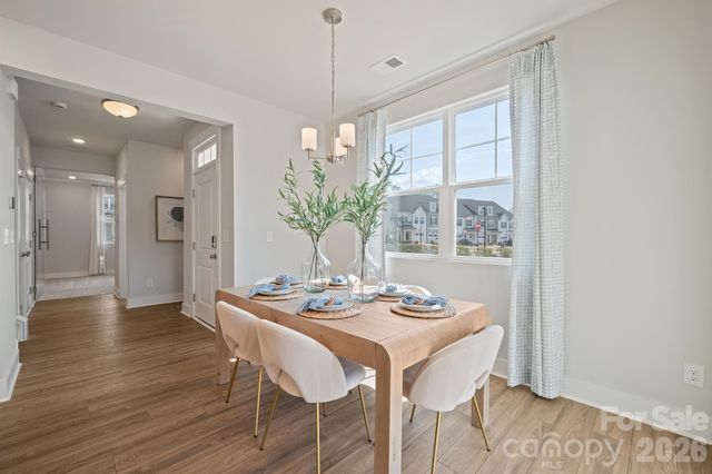 9721 Munsing Drive, Charlotte, NC 28269