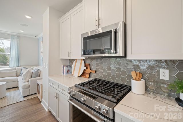 9721 Munsing Drive, Charlotte, NC 28269