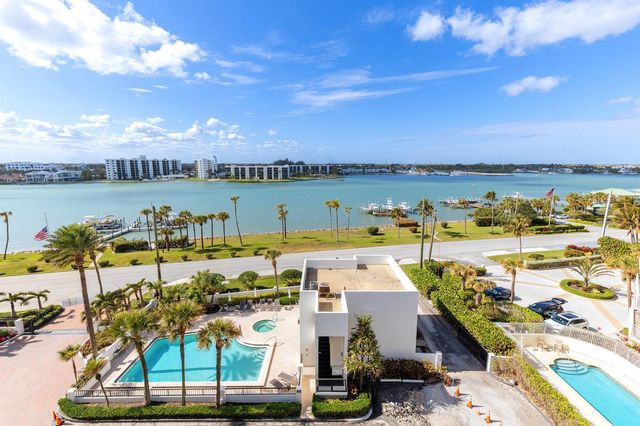 19900 Beach Road 201, Jupiter, FL 33469