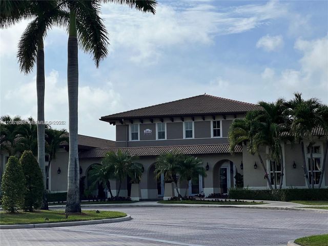 9249 SW 227th Street 2-22, Cutler Bay, FL 33190