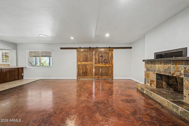 3527 S OAK Street, Tempe, AZ 85282