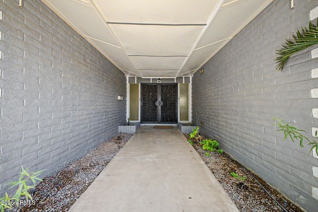 3527 S OAK Street, Tempe, AZ 85282