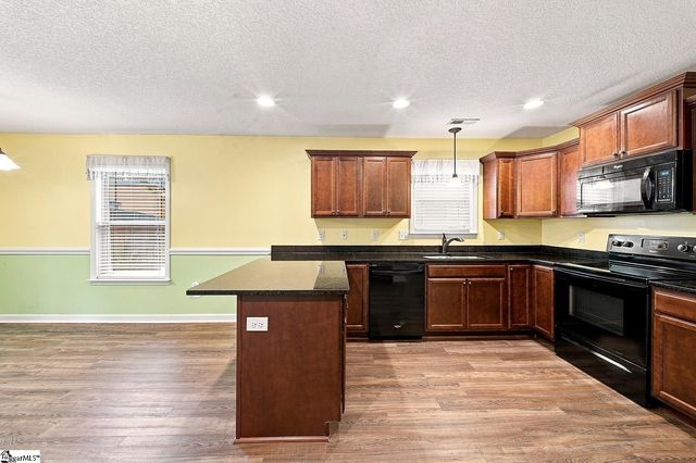 560 Semillon Lane, Moore, SC 29369
