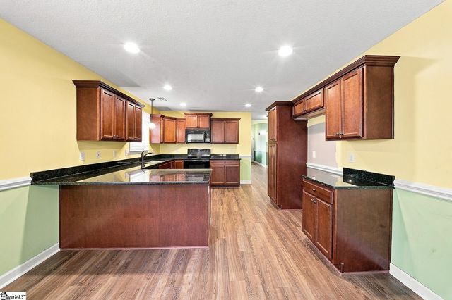560 Semillon Lane, Moore, SC 29369