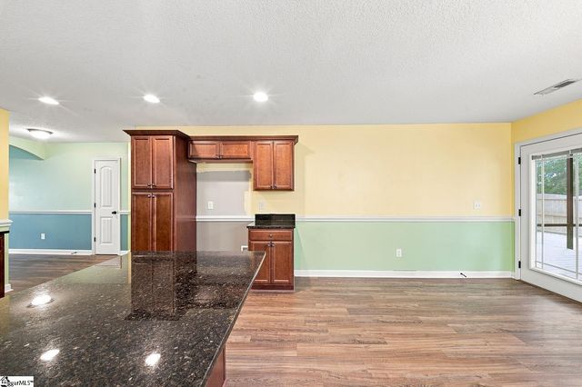 560 Semillon Lane, Moore, SC 29369
