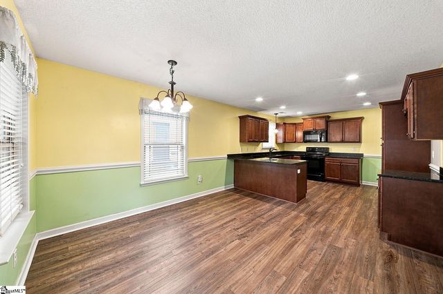 560 Semillon Lane, Moore, SC 29369