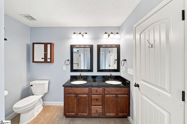560 Semillon Lane, Moore, SC 29369
