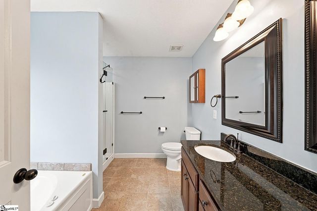 560 Semillon Lane, Moore, SC 29369