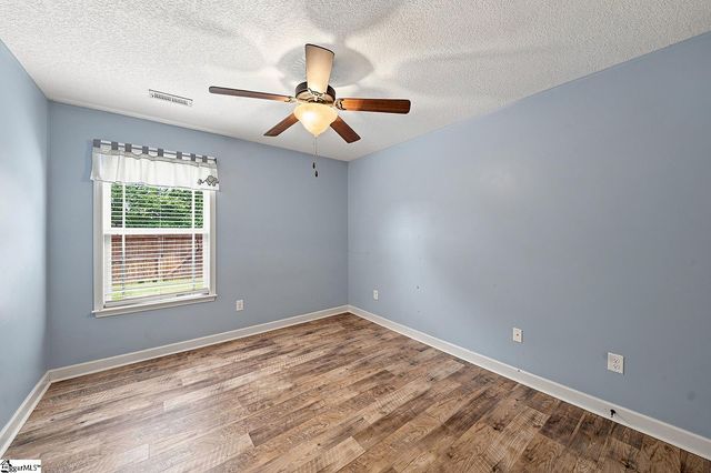 560 Semillon Lane, Moore, SC 29369