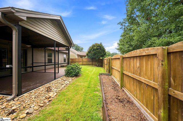 560 Semillon Lane, Moore, SC 29369