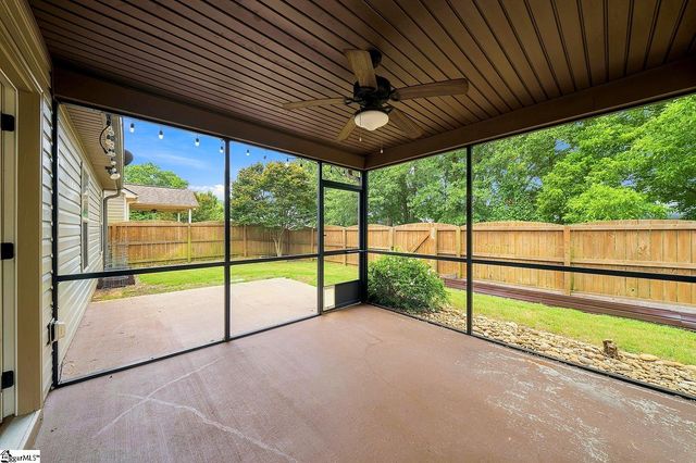 560 Semillon Lane, Moore, SC 29369
