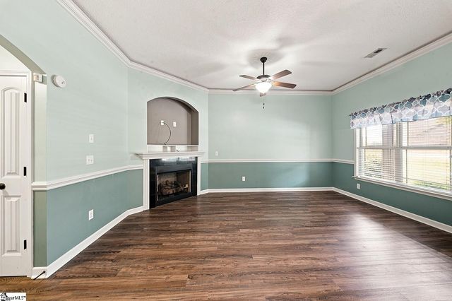 560 Semillon Lane, Moore, SC 29369