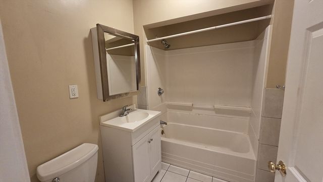 304 Fellsway 1, Medford, MA 02155