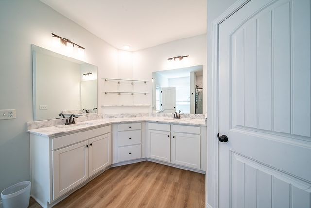 154 Red Oak Place, Smiths Station, AL 36877