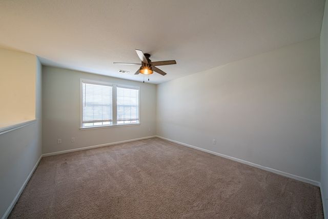 154 Red Oak Place, Smiths Station, AL 36877