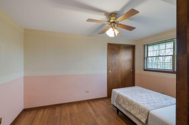 218 W 38th Court, Griffith, IN 46319