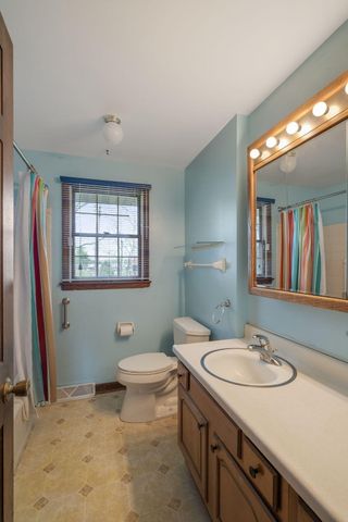 218 W 38th Court, Griffith, IN 46319