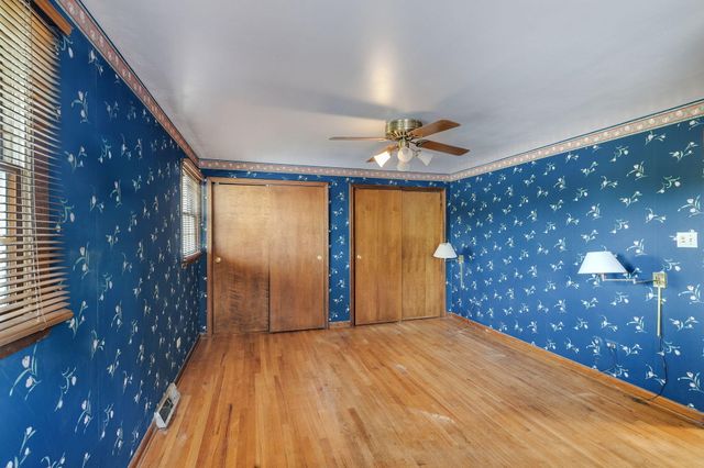 218 W 38th Court, Griffith, IN 46319