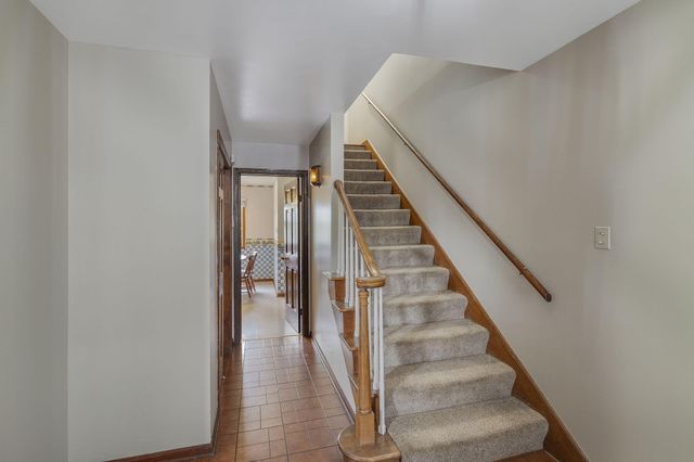 218 W 38th Court, Griffith, IN 46319