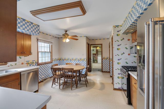 218 W 38th Court, Griffith, IN 46319