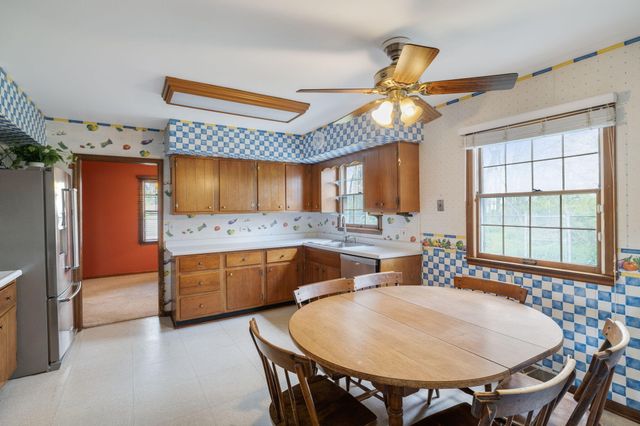 218 W 38th Court, Griffith, IN 46319