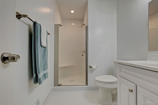 5936 Warbler Drive, Independence Charter Township, MI 48346