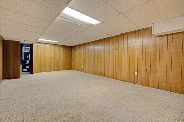 5936 Warbler Drive, Independence Charter Township, MI 48346