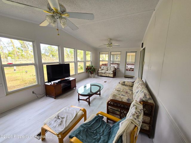 9355 Scepter Avenue, Brooksville, FL 34613