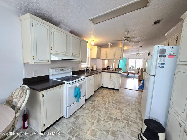 9355 Scepter Avenue, Brooksville, FL 34613