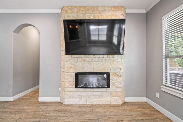 13191 Royal Lake Drive, Conroe, TX 77303