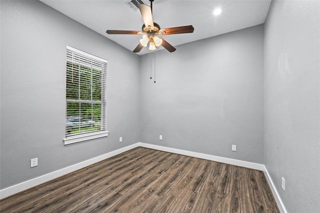 13191 Royal Lake Drive, Conroe, TX 77303
