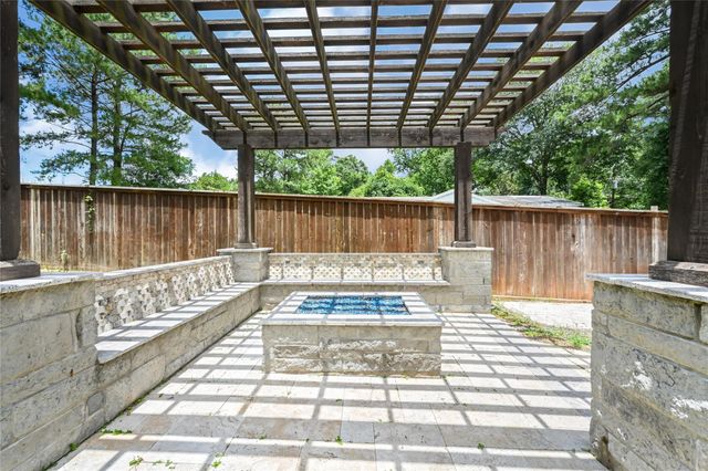 13191 Royal Lake Drive, Conroe, TX 77303