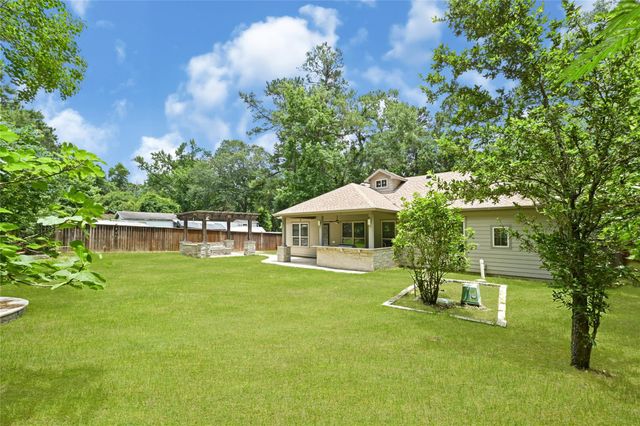 13191 Royal Lake Drive, Conroe, TX 77303