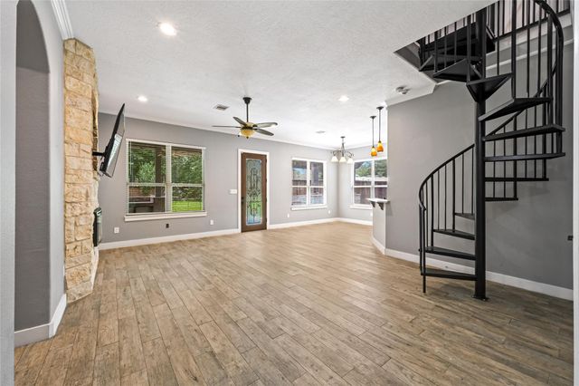 13191 Royal Lake Drive, Conroe, TX 77303
