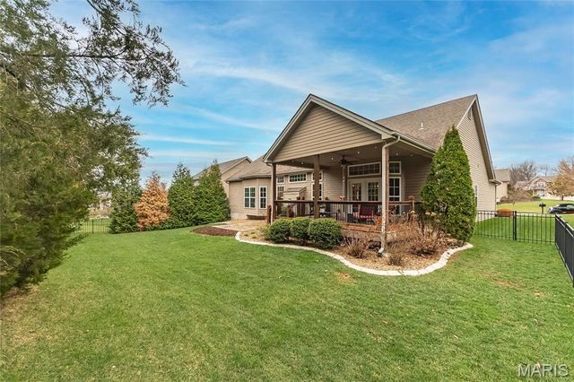 103 Auburn Trace Point, St Peters, MO 63376