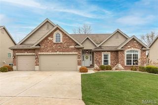 103 Auburn Trace Point, St Peters, MO 63376