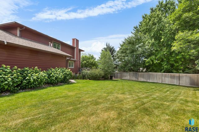 4513 S Southridge Dr Drive, Sioux Falls, SD 57105