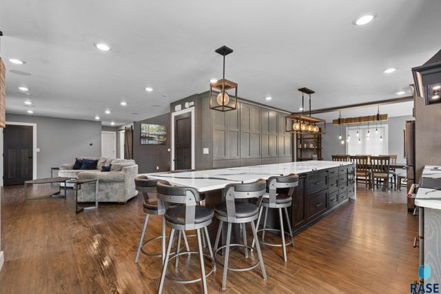 4513 S Southridge Dr Drive, Sioux Falls, SD 57105